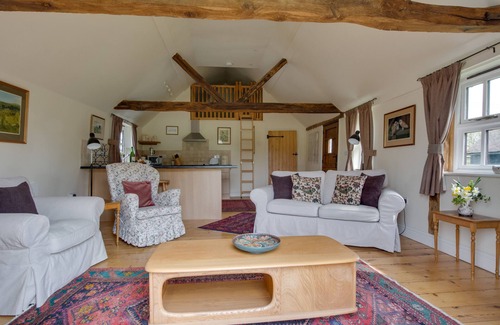 Abbess Roding House | Pound Hill Cottage - One Bedroom House, Sleeps 2