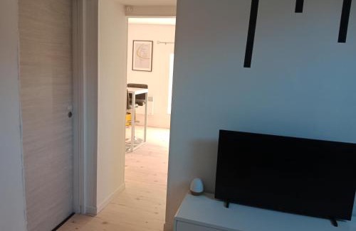 Luxeuil-les-Bains Apartment | Pounette, appartement T2, centre thermes Luxeuil