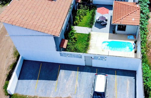 Porto da Rua House | Pousada Chalés do Toque - Milagres