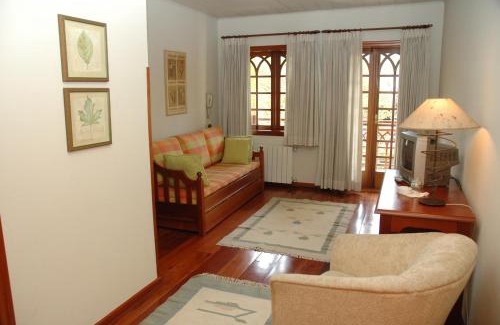 Jardim Andira Hotel | Pousada Chablis