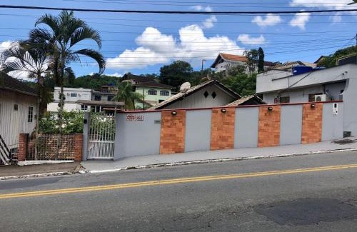 Velha House | Pousada da Cia