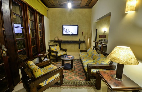 Toninhas Hotel | Pousada Estalagem Casa Grande