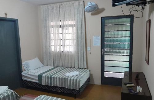 Cachoeira Paulista House | POUSADA MONTE HOREB