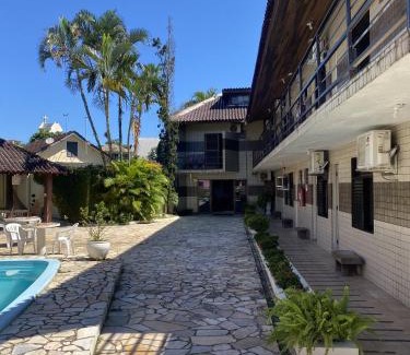 Matinhos Hotel | Pousada Volare