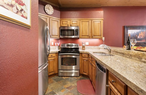 Deer Valley Condo | Powder Run at Deer Valley Resort - Four Bedroom Condo with Hot Tub #A32 by RedAwning