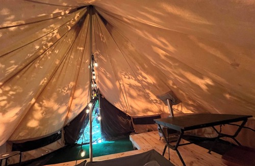 Blowing Rock RV Rental | Powderhorn Glamp