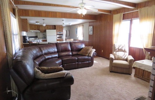 Weaverville House | POWER/WATER/INTERNET! Sunset/sunrise views, pets, firepit, trail, jacuzzi tub!
