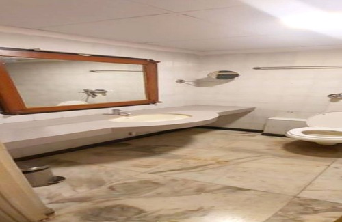 Stage 1 Hotel | PPH Living EDEN PARK HOTEL INDIRA NAGAR