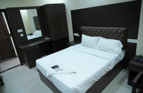 Bengaluru Hotel | PPH Living Royal GS Comforts