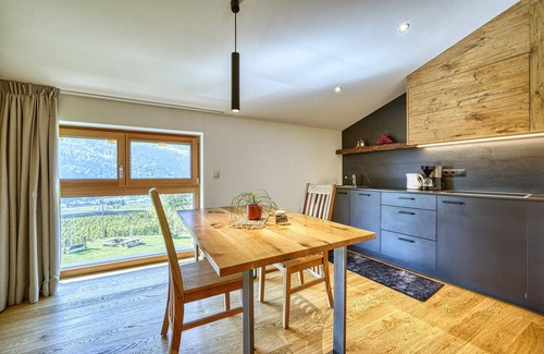 Parcines House | Pröfinghof - Holiday apartment in a rustic barn
