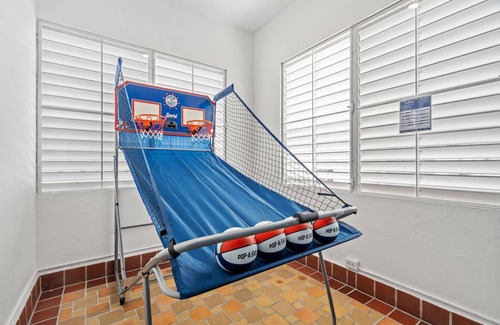 Sagrado Corazon Apartment | 372 m² Apartment ∙ 3 bedrooms ∙ 16 guests