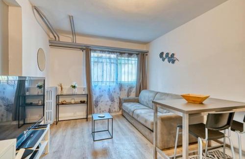 La Plage Apartment | prado studio à 5 min des plages
