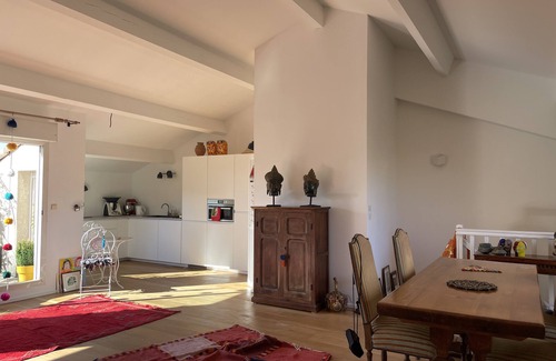 Menpenti Apartment | Prado sunny and spacious Loft Marseille