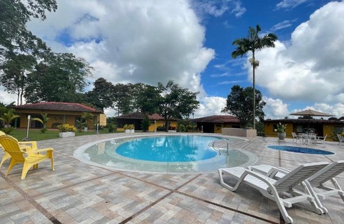 Armenia Hotel | PRAGA HOTEL CAMPESTRE