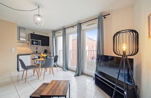Montevrain Apartment | Prague - 10min de Disneyland Paris/Parking privé