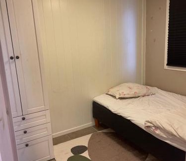 Ullensaker Apartment | Praktisk hybel