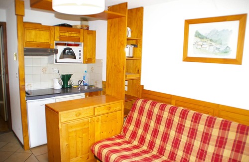 Pralognan-la-Vanoise Apartment | Pralognan La Vanoise: Apartment/flat - Pralognan la Vanoise