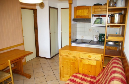 Pralognan-la-Vanoise Apartment | Pralognan La Vanoise: Apartment/flat - Pralognan la Vanoise