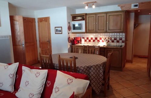 Pralognan-la-Vanoise Apartment | Pralognan La Vanoise: Apartment/flat - Pralognan la Vanoise Luxury Apartment