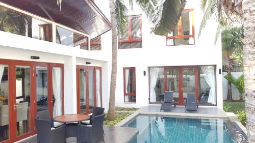 Pak Nam Pran Villa | Pranaluxe Pool Villa Holiday Home