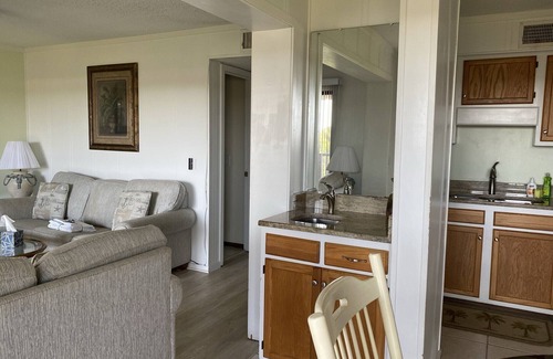 Palmetto Dunes Condo | PRAY FOR FL, NC, GA , stay safe! 2bdrm, 2 bath, 4th floor