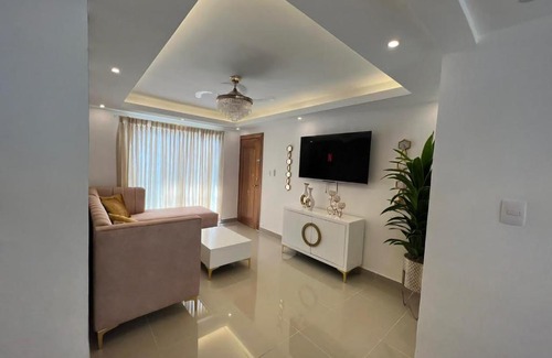 Moca Apartment | Precioso apartamento de 3 dormitorios y 2 baños con piscina.