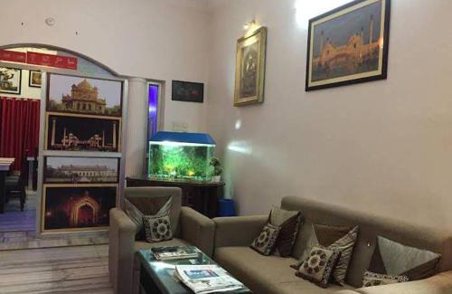 Gomti Nagar House | Precious inn