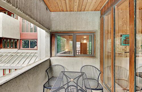 Taos Ski Valley Apartment | Predock 3C