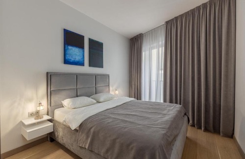 Old Town Apartment | Premier 2bd Old Town apartment