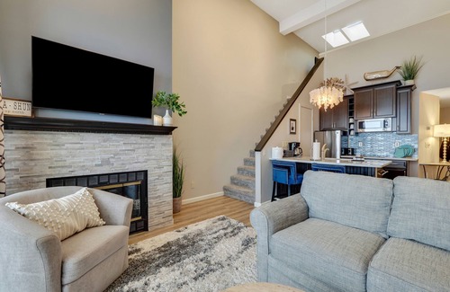 Charlevoix Condo | Premier 2BR Edgewater Stay | Downtown Charlevoix | Pool, Hot Tub, Sauna