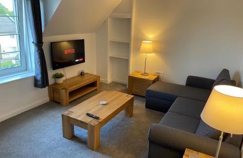 Uphall Apartment | Premier Apartment D