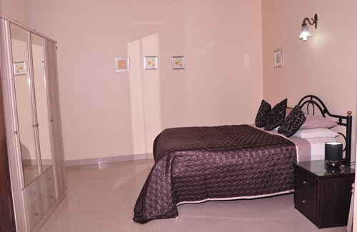 Saunta Vaddo Apartment | Premier apartment sleeps upto 4