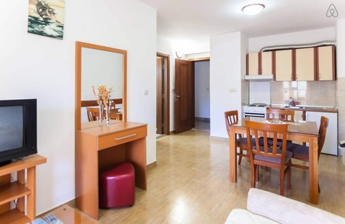 Denovici House | Premier Apartment with Sea View