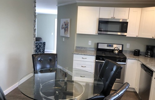 Seaside Heights House | PREMIER HOST - 3 BR Candy Apple Cottage, Pool Access, Walk to Beach