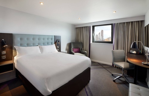 Aberystwyth Hotel | Premier Inn Aberystwyth