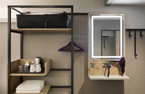 Gravesend Hotel | Premier Inn Gravesend Central