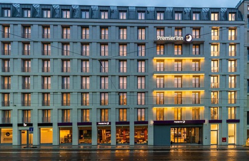 Old Town Hotel | Premier Inn Leipzig City Oper