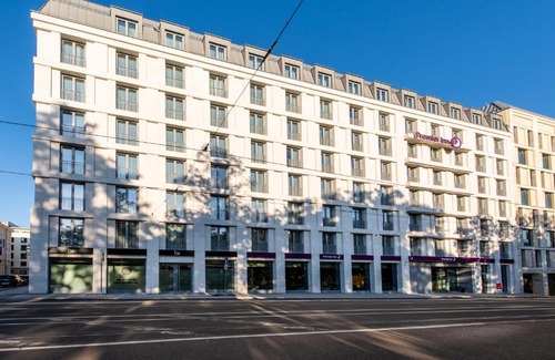 Old Town Hotel | Premier Inn Leipzig City Oper