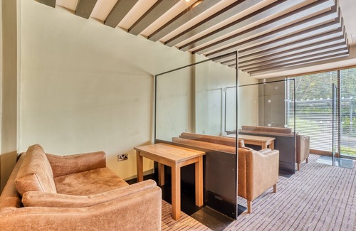 Rickmansworth Hotel | Premier Inn Rickmansworth