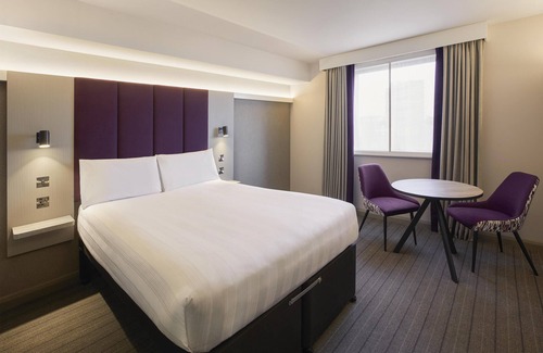 Tamworth Hotel | Premier Inn Tamworth Central