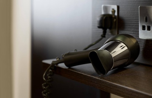 Warrington Hotel | Premier Inn Warrington - A49/M62 J9