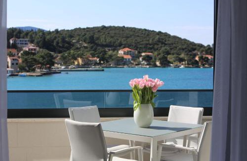 Loviste Apartment | Premier Laguna Apartment