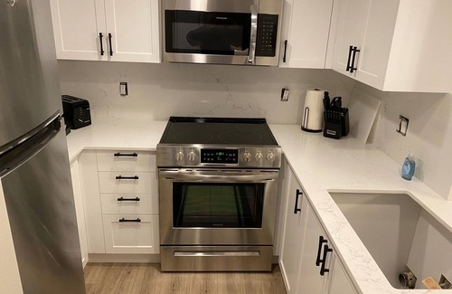 Village North Condo | Premier Newly Renovated Clean Whistler Village Condo with Pool/Hot Tub