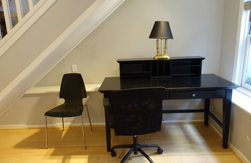 Pacific Heights Apartment | Premier Pacific Heights Neighborhood - 2 level garden apartment