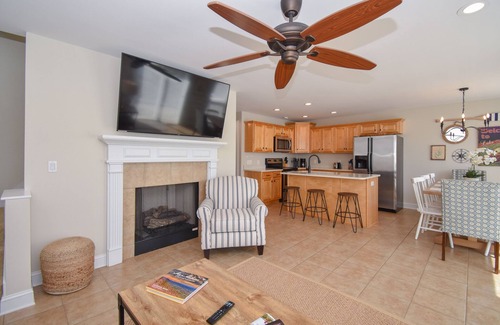 Dadeville House | Premier, Peaceful Waterfront Location! Big, clear water views! Fire table!