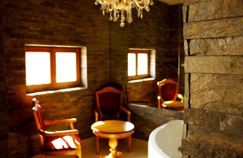 Sremski Karlovci Hotel | Premier Prezident Garni Hotel and Spa