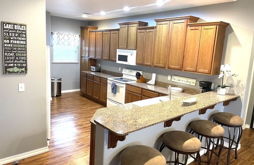 Indian Point Condo | PREMIER TOP FLOOR LAKEFRONT CONDO WITH BREATHTAKING VIEWS ON INDIAN POINT