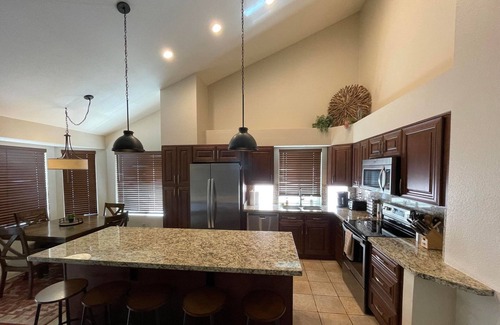 Val Vista Lakes House | Premier Val Vista Lakes Community Amenities 3 bed + Loft house in lovely Gilbert