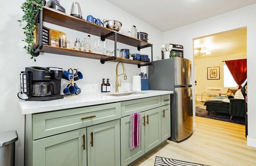 Gateway District House | Premier Vegas Oasis: Near Strip Nightlife & Games