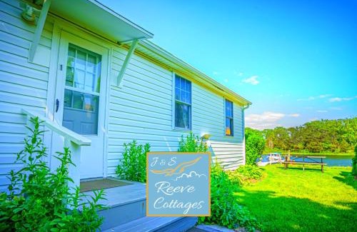 Aquebogue House | Premier Waterfront Cottage 1
